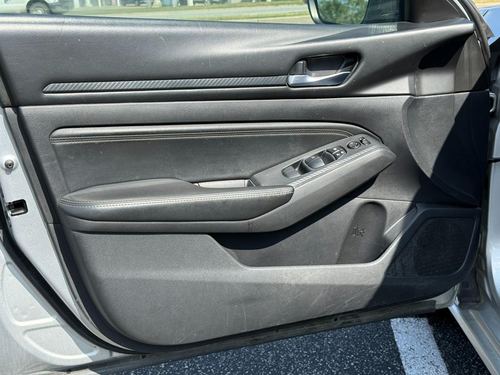 2020 Nissan Altima SR FWD — photo 31