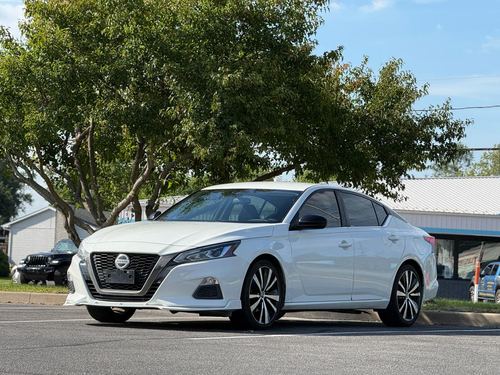 2020 Nissan Altima SR FWD — photo 5