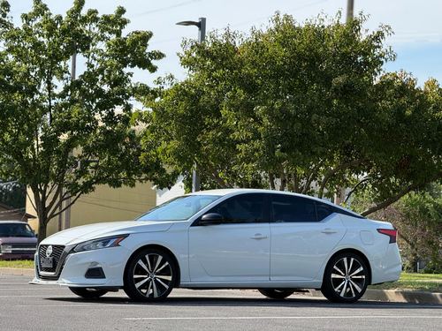 2020 Nissan Altima SR FWD — photo 7