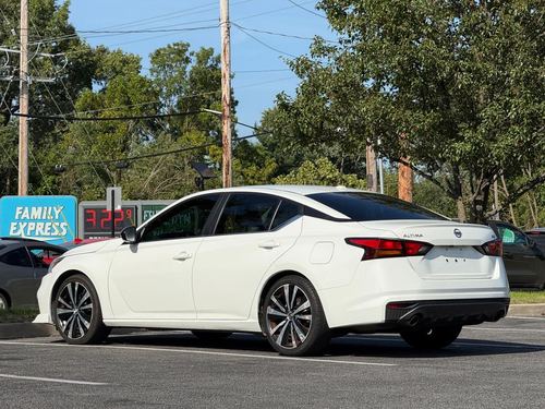 2020 Nissan Altima SR FWD — photo 10