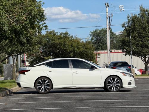 2020 Nissan Altima SR FWD — photo 14