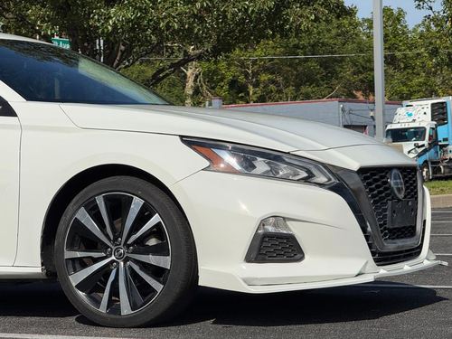 2020 Nissan Altima SR FWD — photo 3