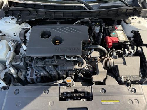 2020 Nissan Altima SR FWD — photo 38