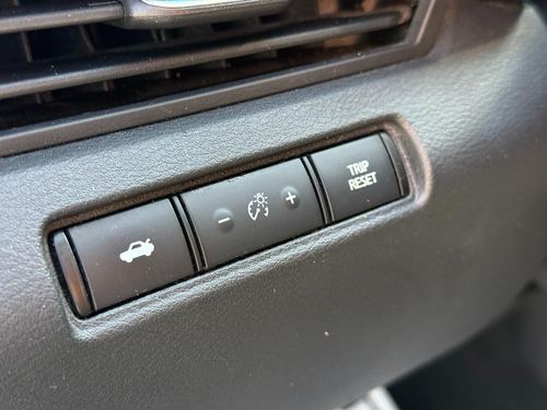 2020 Nissan Altima SR FWD — photo 20