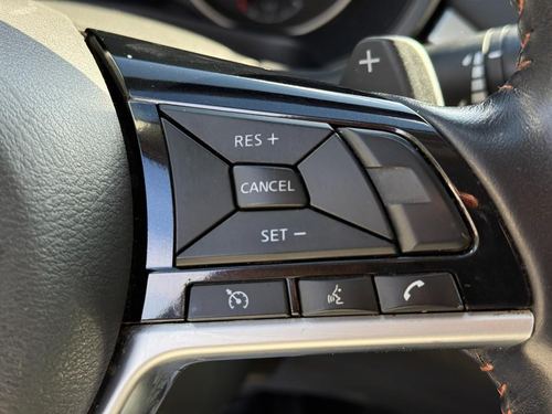 2020 Nissan Altima SR FWD — photo 22