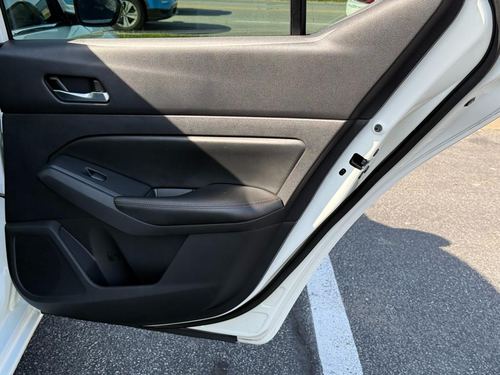 2020 Nissan Altima SR FWD — photo 34