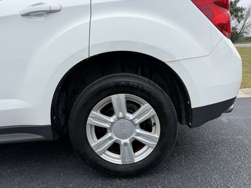 2010 Chevrolet Equinox LT — photo 9