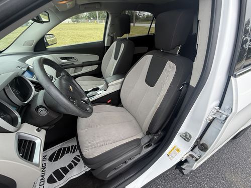 2010 Chevrolet Equinox LT — photo 25