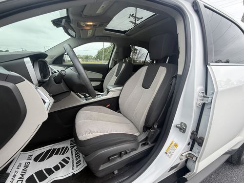 2010 Chevrolet Equinox LT — photo 26