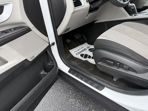 2010 Chevrolet Equinox LT — photo 29