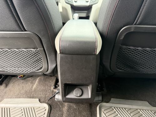 2010 Chevrolet Equinox LT — photo 31