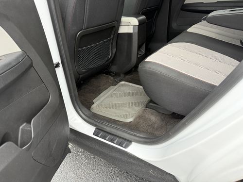 2010 Chevrolet Equinox LT — photo 38