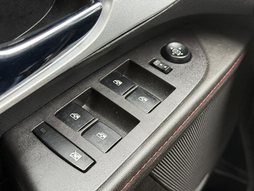 2011 Chevrolet Equinox LTZ — photo 17