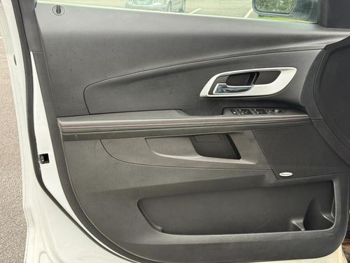 2011 Chevrolet Equinox LTZ — photo 39