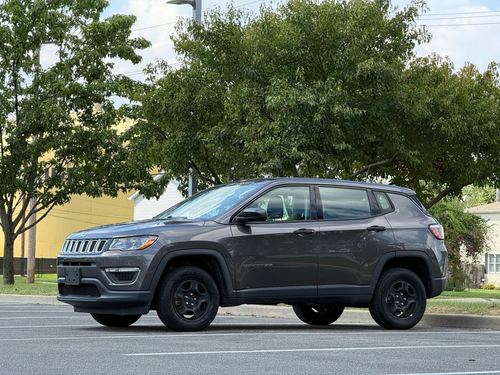 2018 Jeep Compass Sport — photo 11