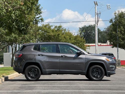 2018 Jeep Compass Sport — photo 5