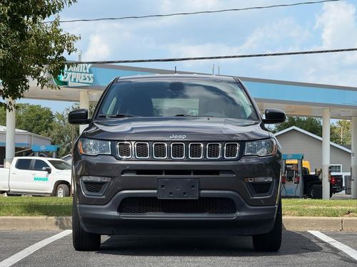 2018 Jeep Compass Sport — photo 2