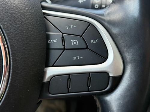 2018 Jeep Compass Sport — photo 34