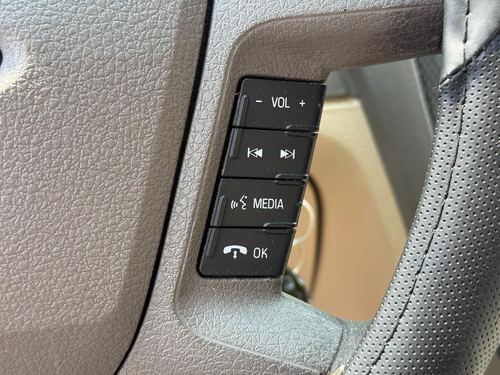 2009 Ford Fusion SE — photo 24