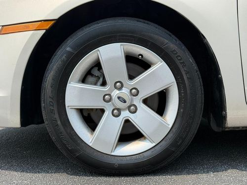 2009 Ford Fusion SE — photo 29