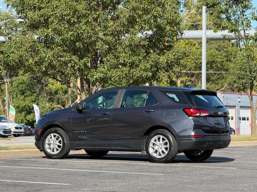 2022 Chevrolet Equinox LS — photo 7