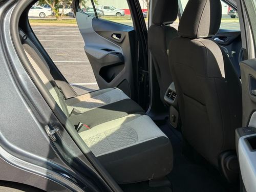 2022 Chevrolet Equinox LS — photo 25