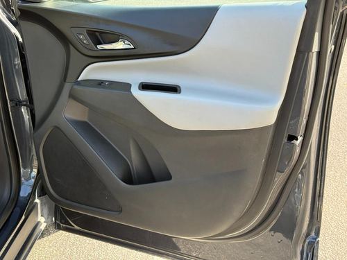 2022 Chevrolet Equinox LS — photo 28