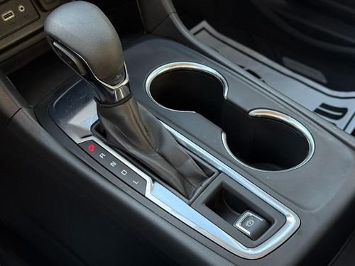 2022 Chevrolet Equinox LS — photo 21