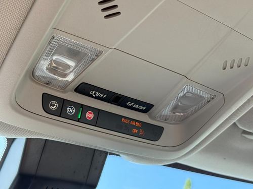 2022 Chevrolet Equinox LS — photo 32