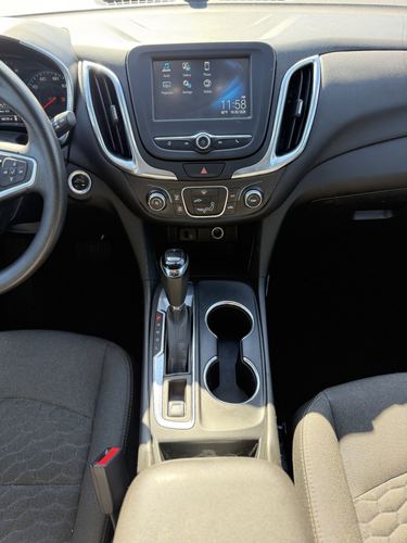 2018 Chevrolet Equinox LT — photo 36