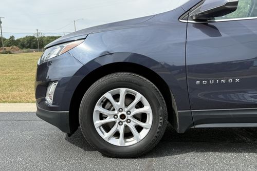 2018 Chevrolet Equinox LT — photo 11