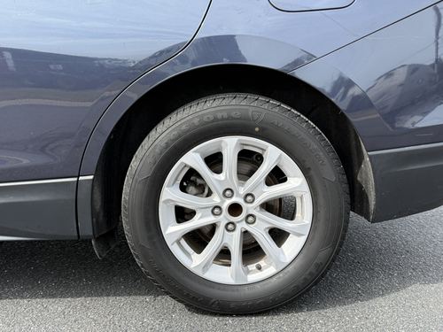 2018 Chevrolet Equinox LT — photo 12