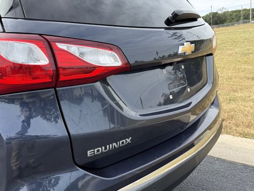 2018 Chevrolet Equinox LT — photo 13
