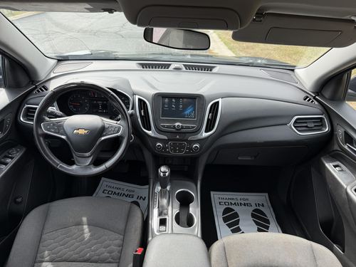 2018 Chevrolet Equinox LT — photo 16