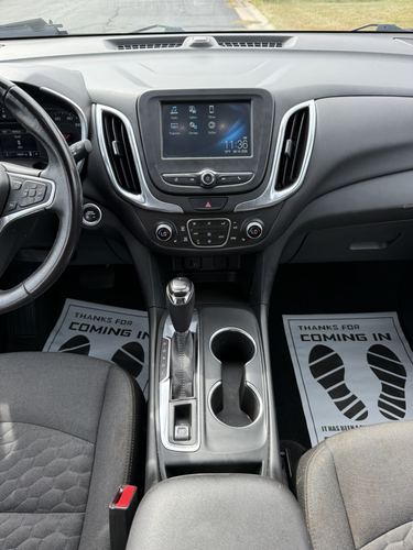 2018 Chevrolet Equinox LT — photo 21
