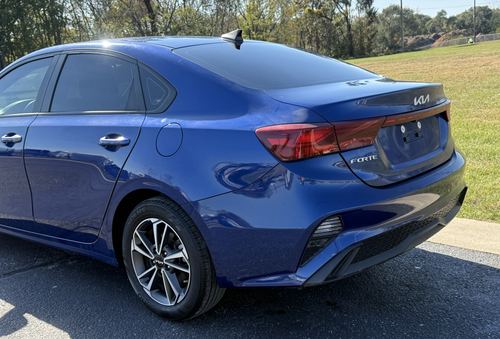 2023 Kia Forte — photo 10