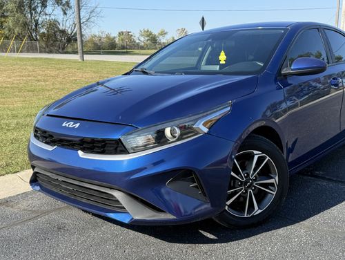 2023 Kia Forte — photo 3