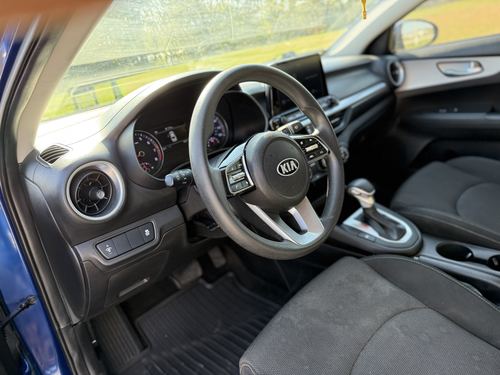 2023 Kia Forte — photo 18