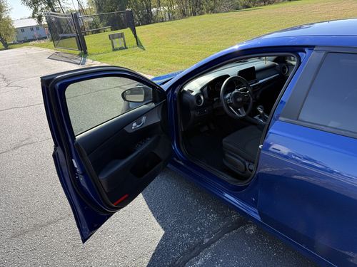 2023 Kia Forte — photo 13