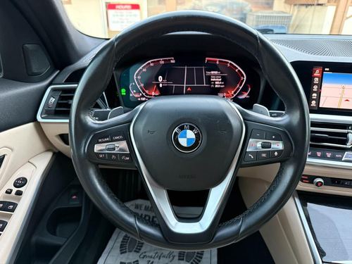 2020 BMW 330 330i — photo 13