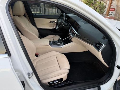 2020 BMW 330 330i — photo 20