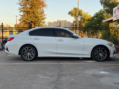 2020 BMW 330 330i — photo 6