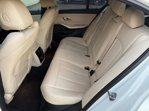 2020 BMW 330 330i — photo 25