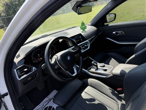 2021 BMW 330 330i — photo 17