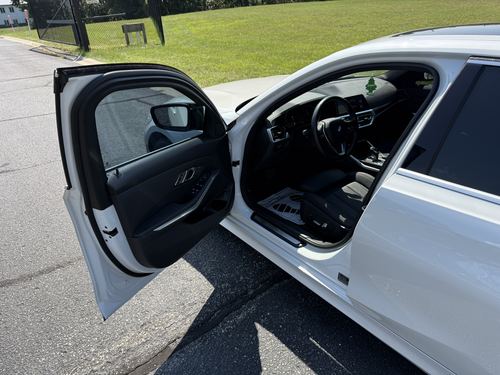 2021 BMW 330 330i — photo 13