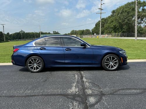 2020 BMW 330 xDrive — photo 6