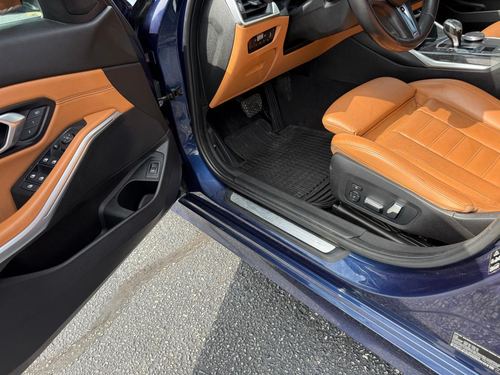 2020 BMW 330 xDrive — photo 21