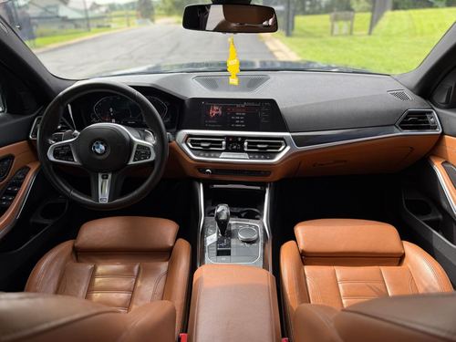 2020 BMW 330 xDrive — photo 16
