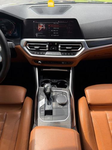 2020 BMW 330 xDrive — photo 29