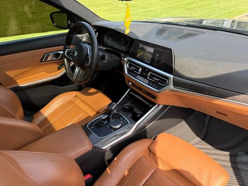 2020 BMW 330 xDrive — photo 17